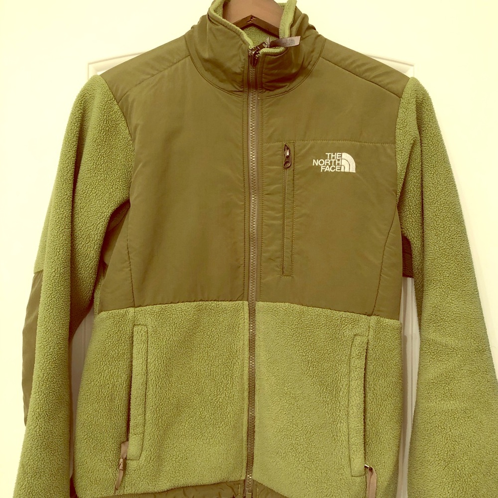 Women’s North Face Denali Jacket